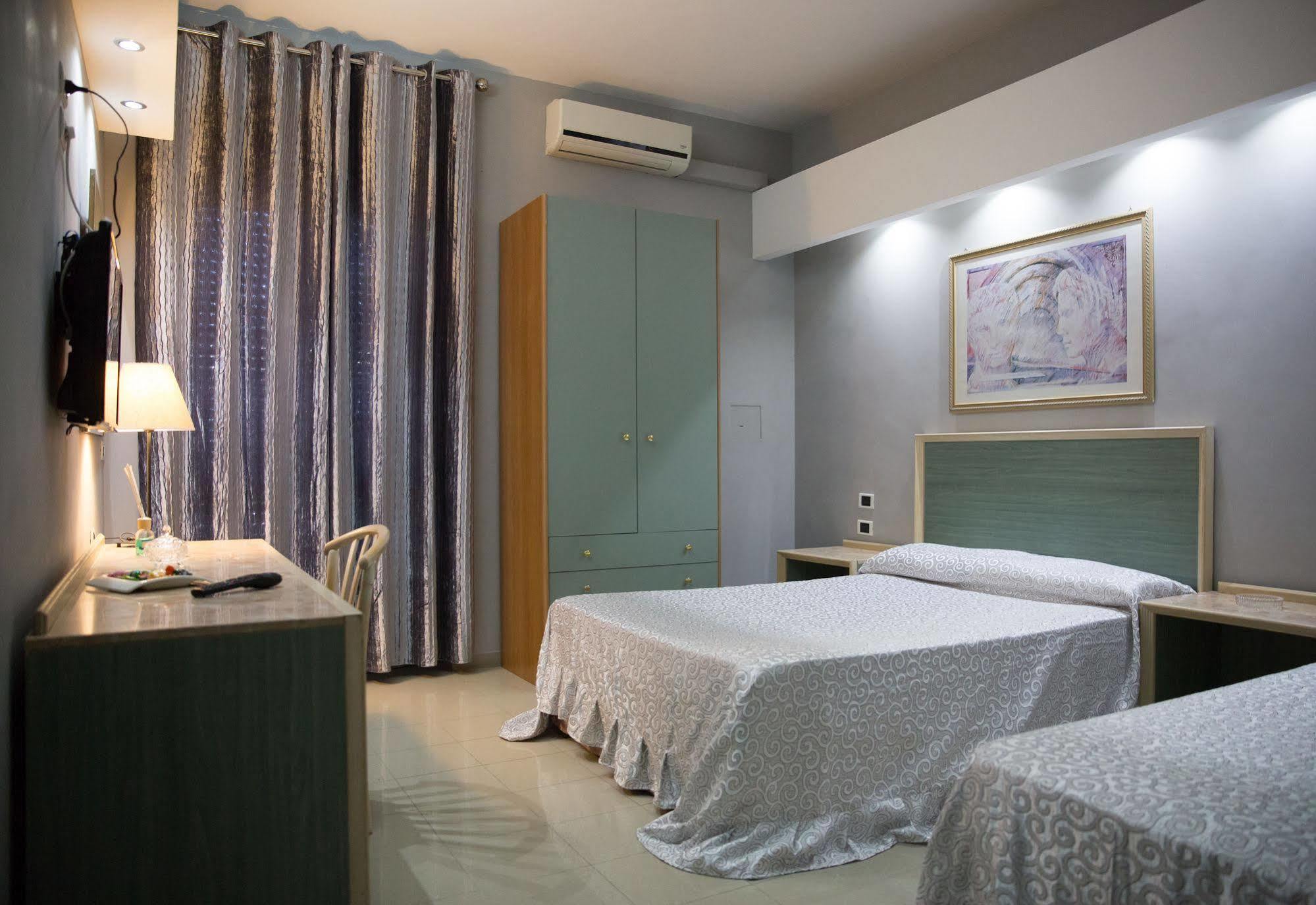 Maximo Hotel Тіволі Екстер'єр фото